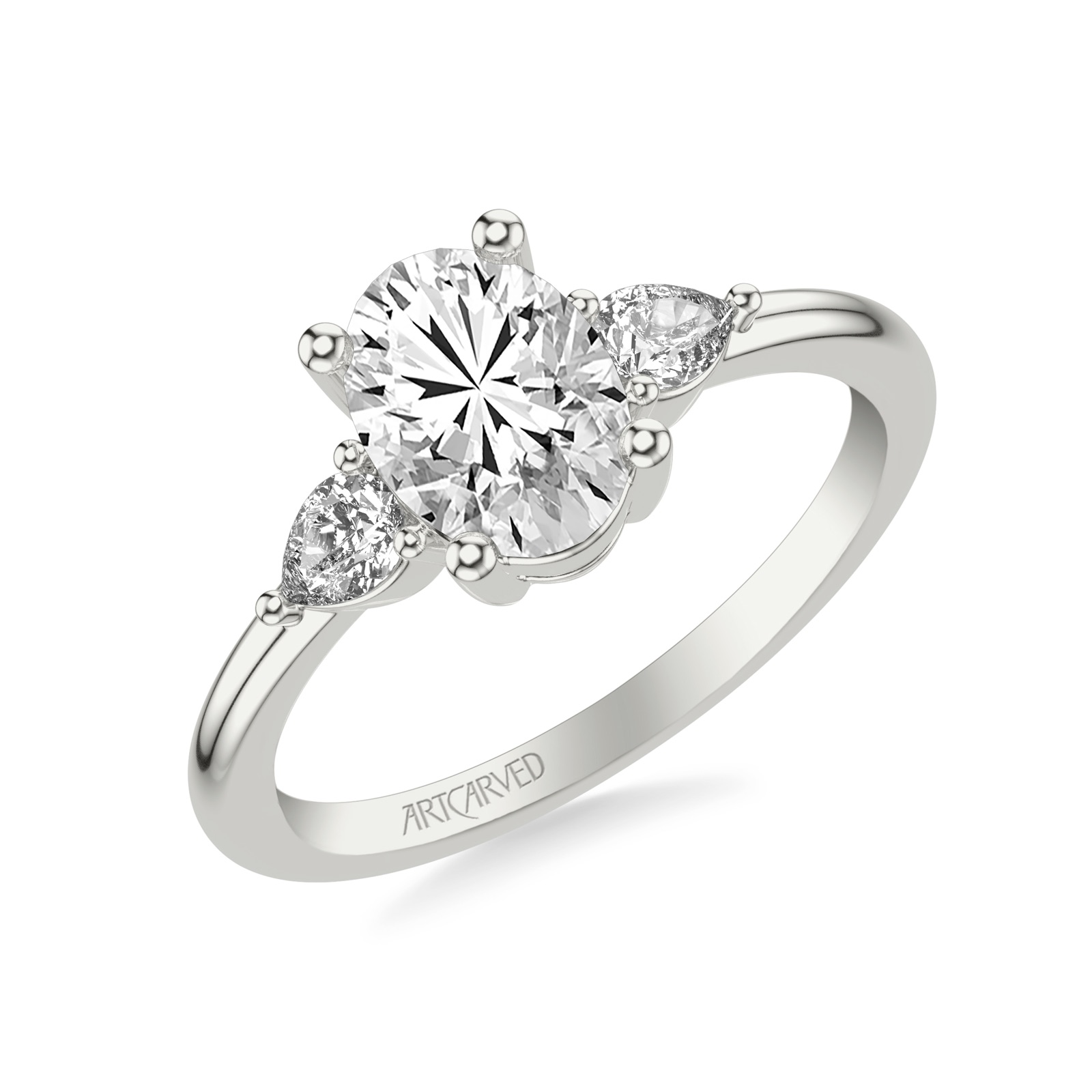 Odette Oval · White Gold